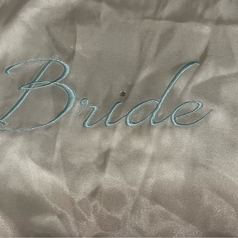Apt. 9 White Satin Robe with Blue Trim